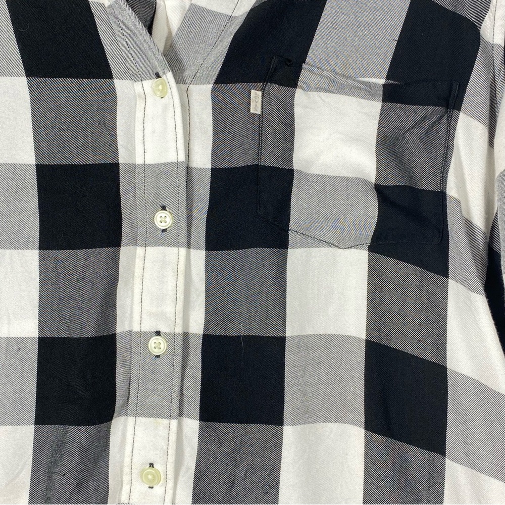 Levis Boyfriend Flannel Shirt Women's L Black White Plaid Button Up Casual Top - Picture 4 of 16